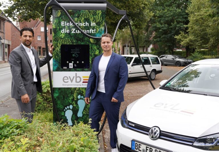 Schnell und effizient: In jedem Beckumer Ortsteil hat die Energieversorgung Beckum (evb) eine neue öffentliche DC-Ladesäule realisiert.